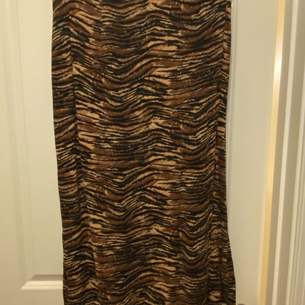 Tiger printed skirt - Picture 6 of 6